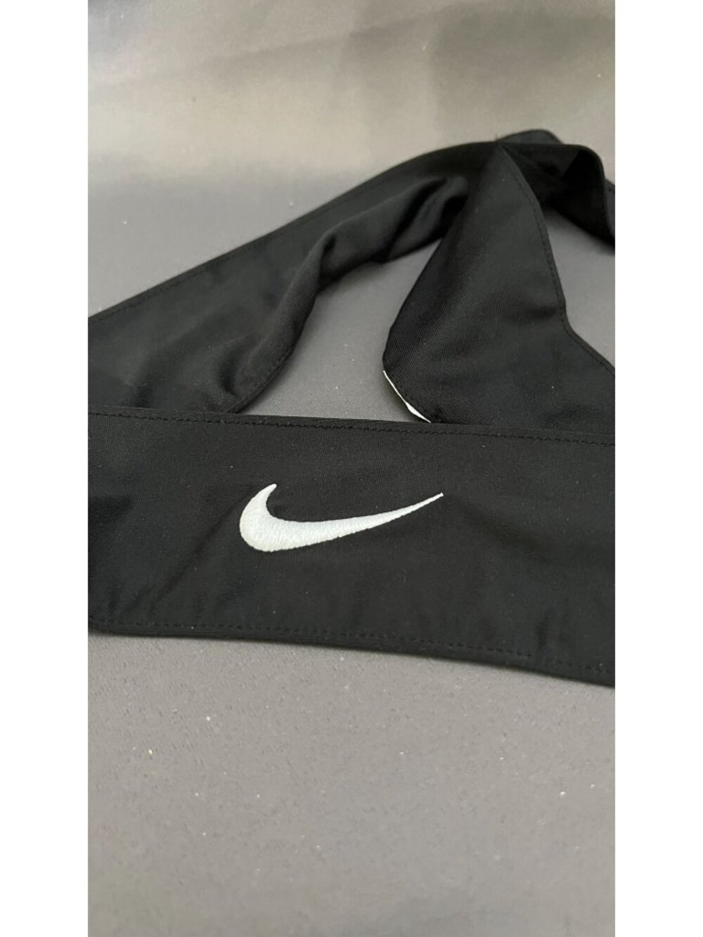 Nike Dri-FIT Tie Headband Black Logo Athletic Accessory - Picture 2 of 2